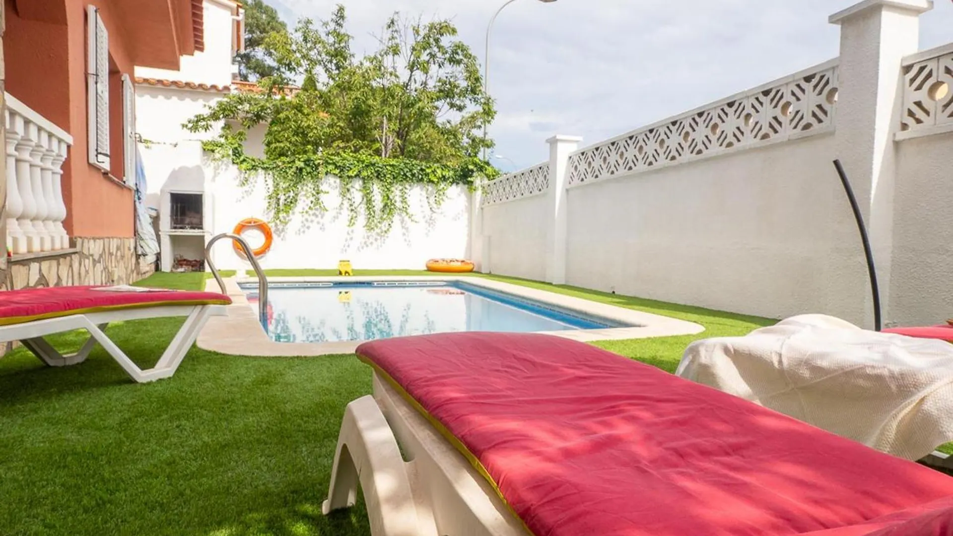Holiday home Casa Familiar Con Piscina Privada, A/C, Wifi Y Cerca De Playa Y Comercios - Es-325-21 Torroella De Montgri